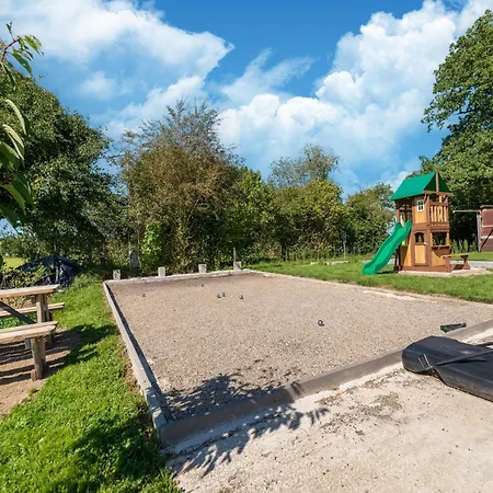 Near The Francorchamps Circuit Prázdninový dům *