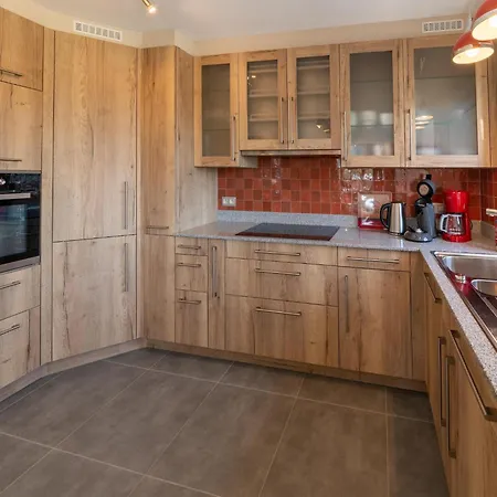 Near The Francorchamps Circuit Prázdninový dům Stavelot